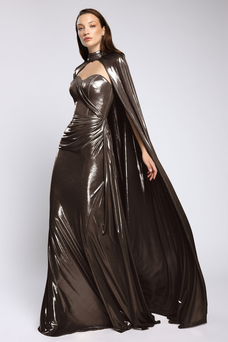 Capa din lycra metalic, cu design fluid si efect spectaculos Noa CA174