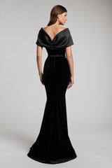 Rochie lunga din catifea cu trena Dark Star CA184