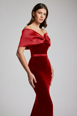 Rochie lunga din catifea cu trena Dark Star CA184
