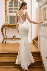 Rochie lunga tip sirena, cu trena, confectionata din stretch-crepe CA1340