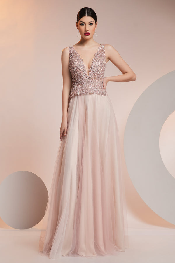 Rochie de seara din tul fabricat in Italia 100% polyamida si broderie cu aplicatii cusute manual CA1403